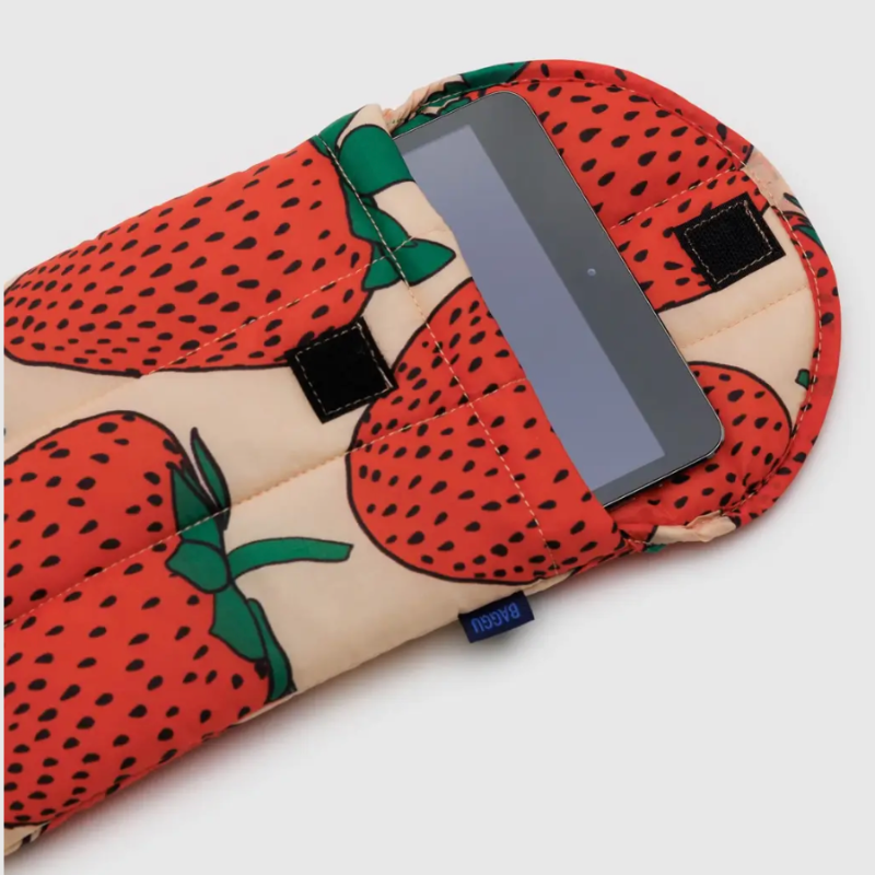 Baggu Tablet Sleeve - Strawberry