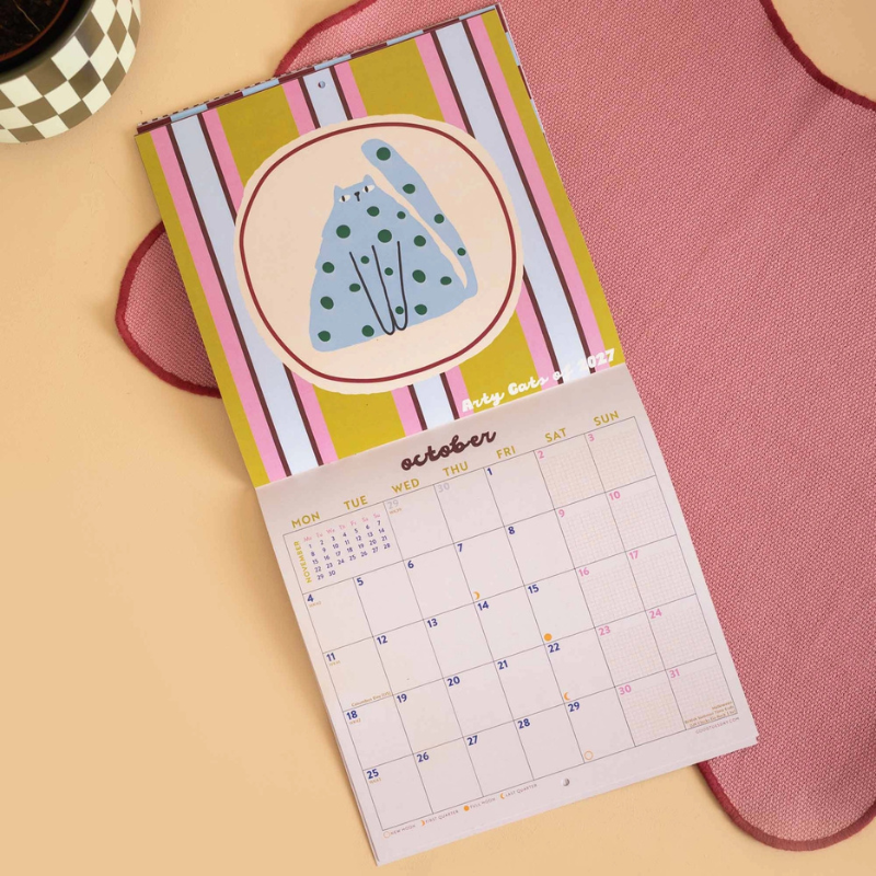2027 Calendar - Arty Cats