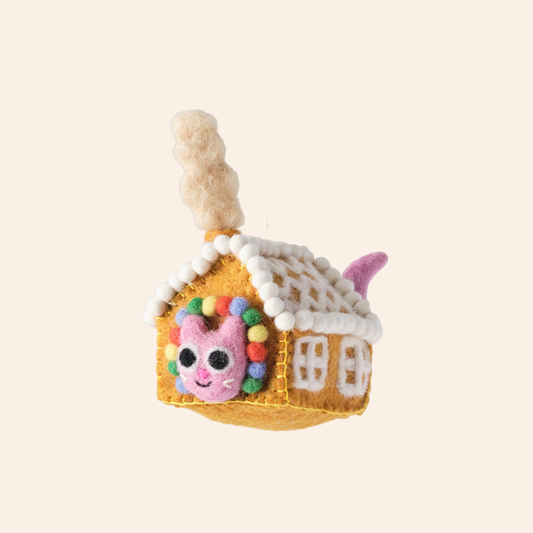 Wrap Felt Decoration - Cat in House