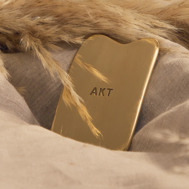AKT - The Applicator